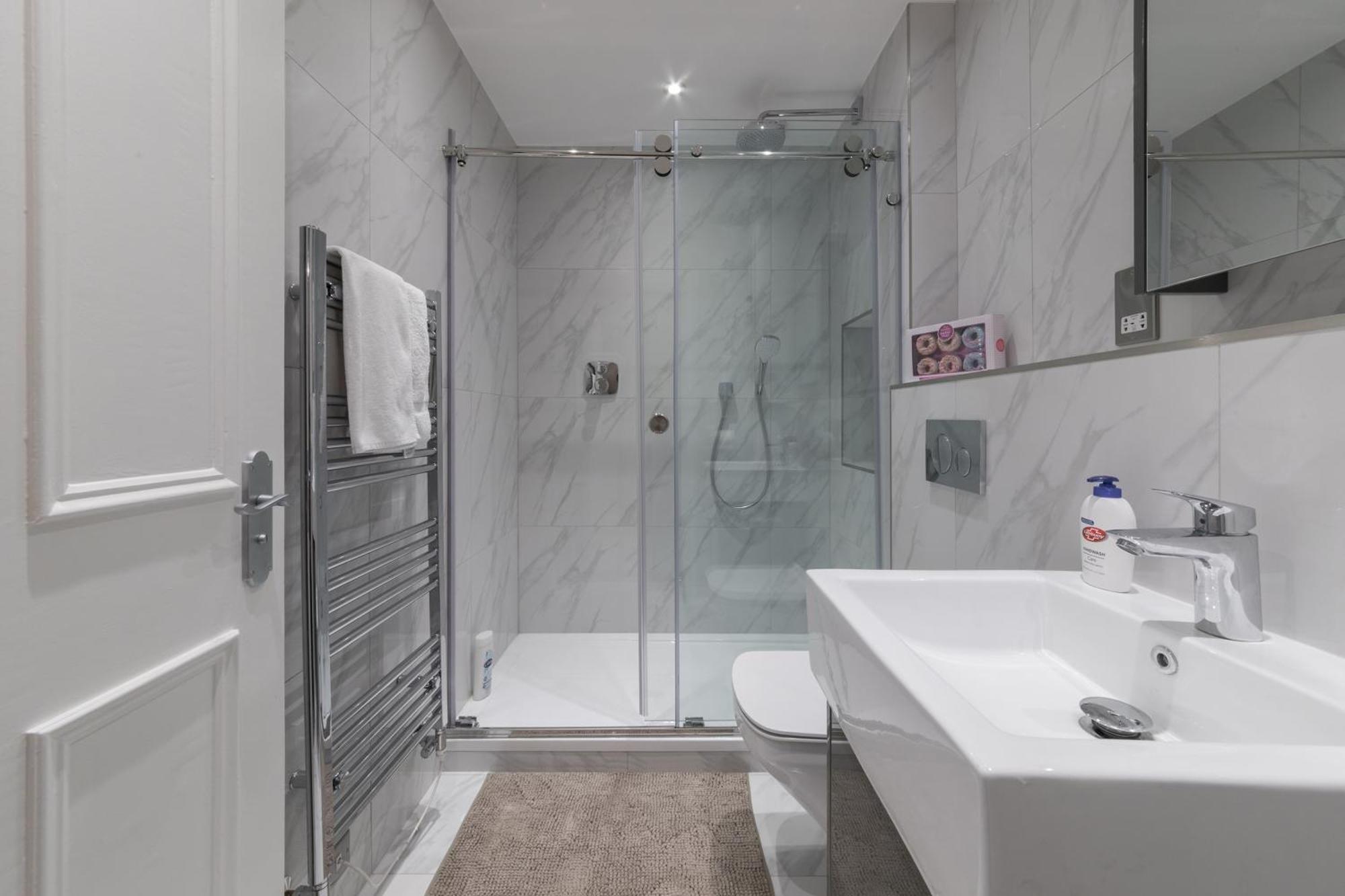 Luxury London 3 Bedroom Duplex With Pool Table - 4Hs Exteriér fotografie